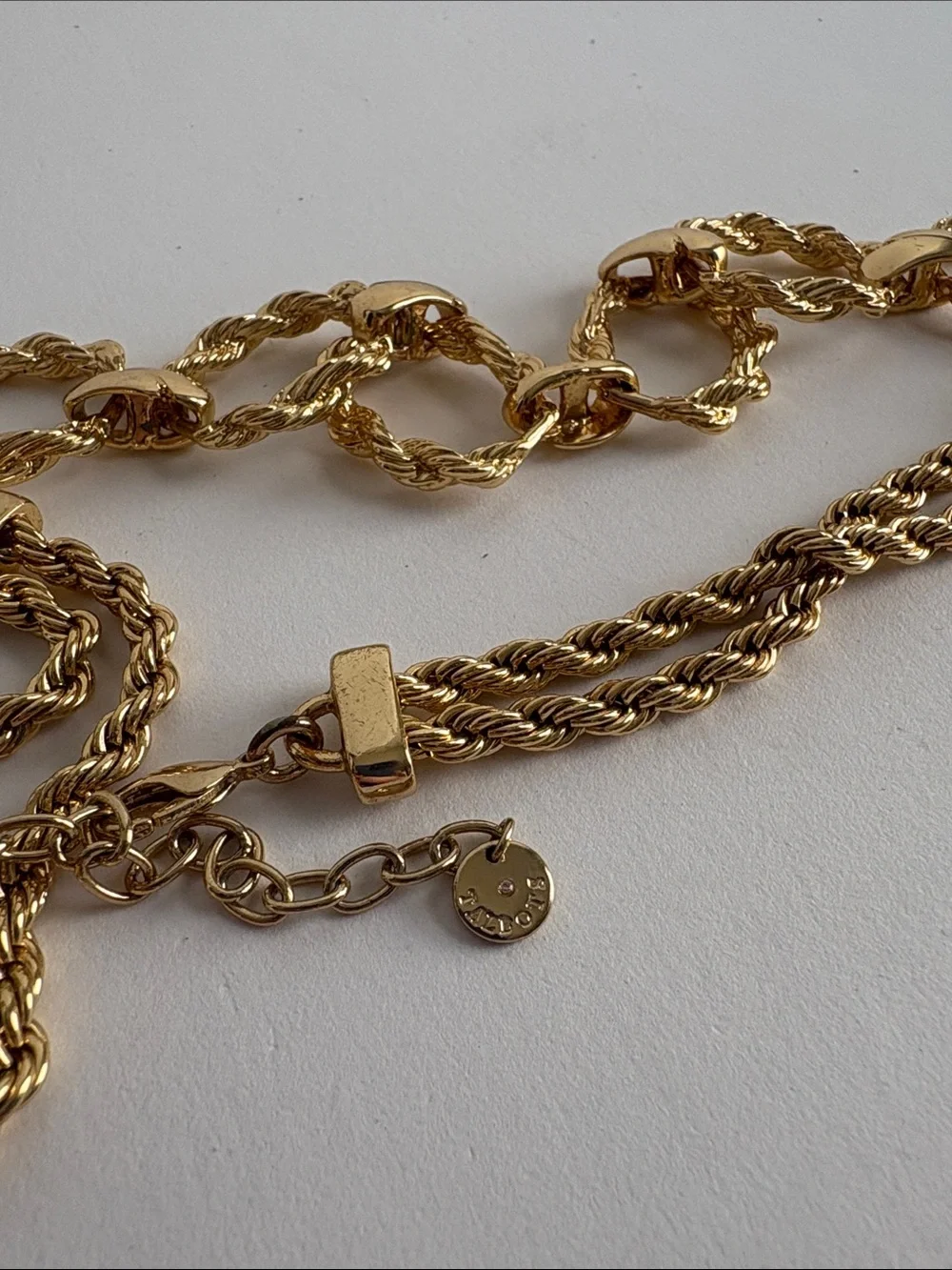 Talbots Gold Rope Link Necklace Interlocking Circle Statement